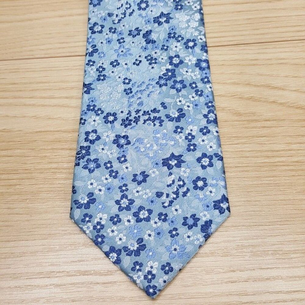 BLOOMINGDALES MENS STORE Neck Tie Blue Floral Jacquard Classic 100% Silk Necktie